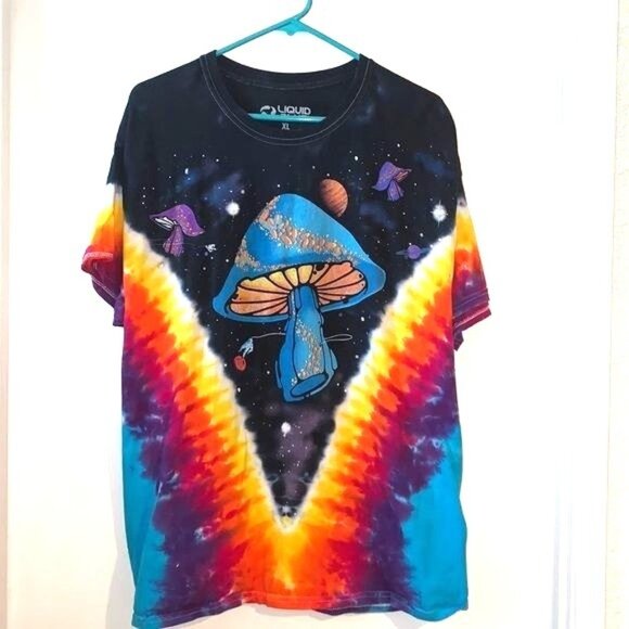 Liquid Blue XL Tie-Dye Psychedelic Space Mushroom Graphic T-Shirt - Picture 1 of 7